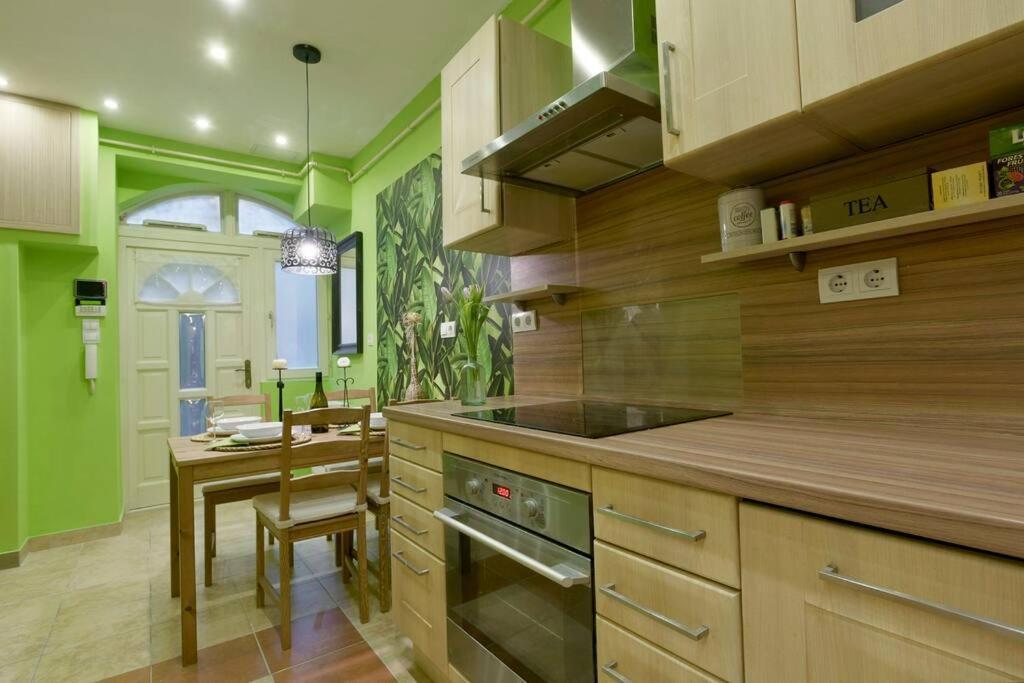 Downtown Island Of Peace By Nw Apartment บูดาเปสต์ ภายนอก รูปภาพ